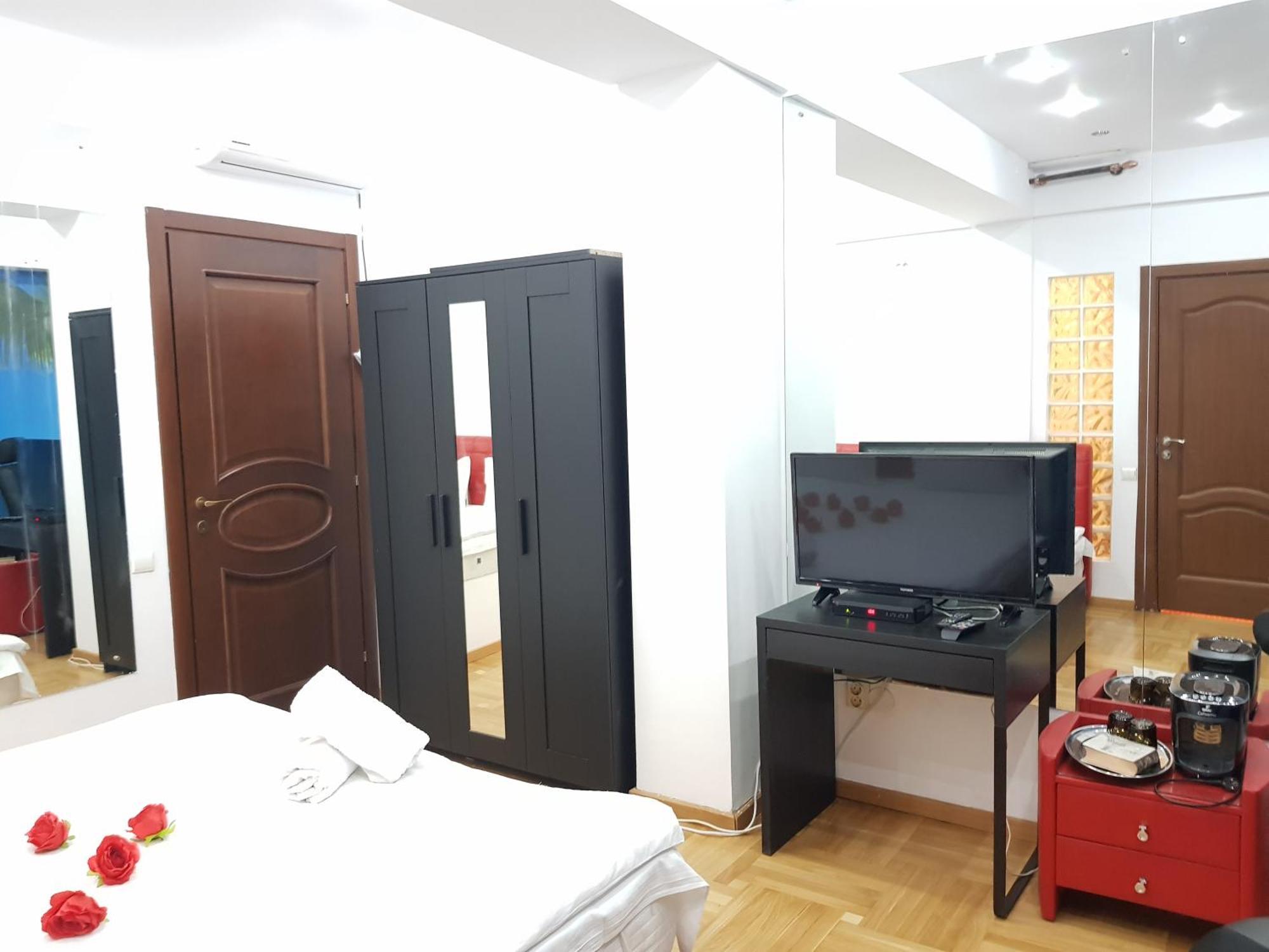 Spa Mega Mall Monza National Arena Bucharest Room photo